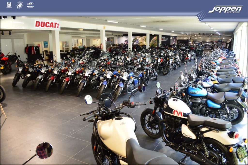 Joppen motoren nieuwe showroom